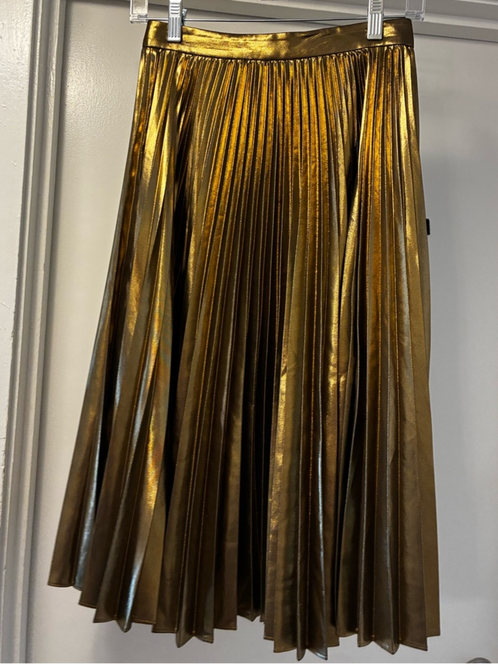Metallic Gold Pleated Midi Skirt